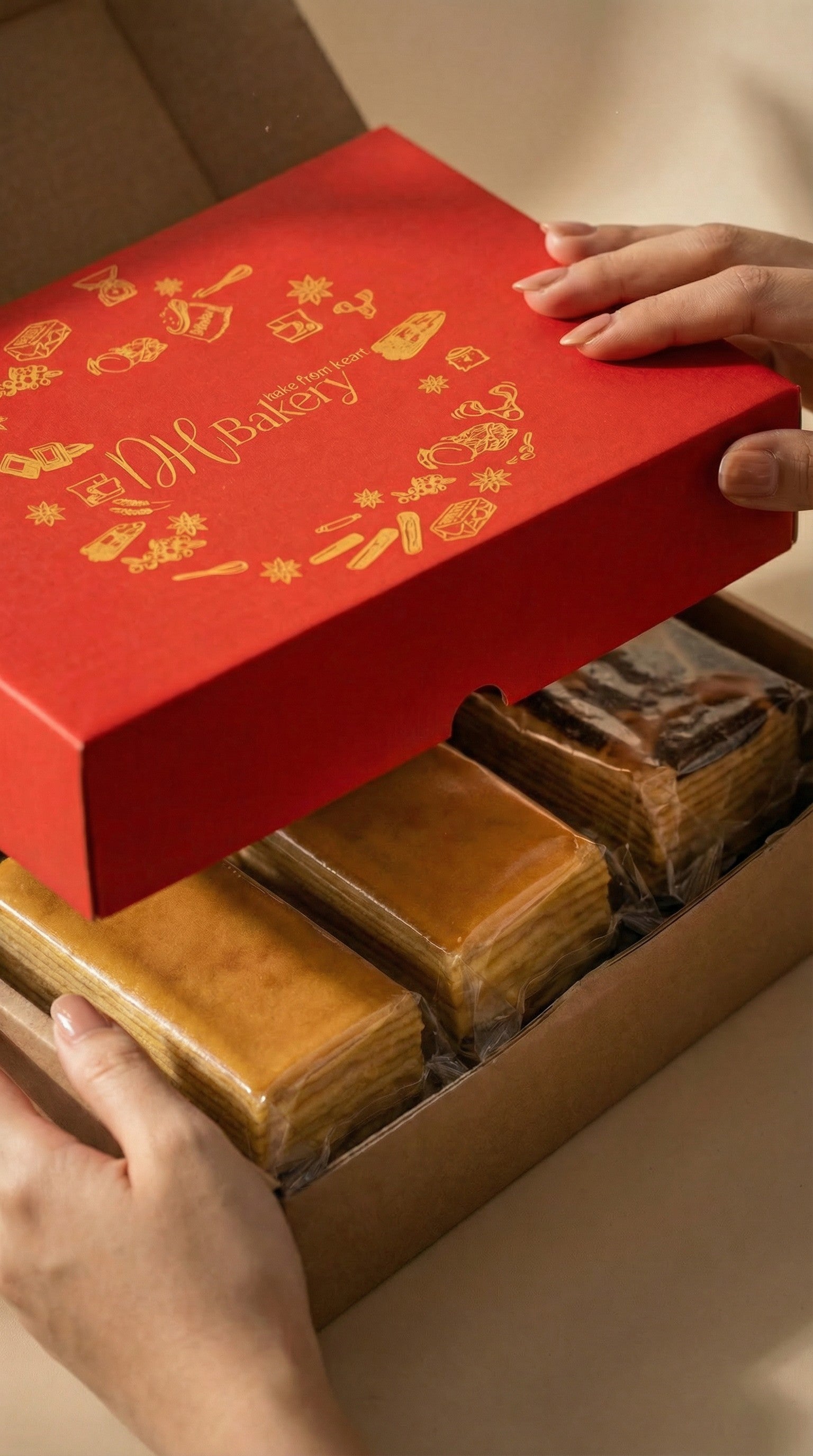 DH Bakery Layer Cake 3×200g – packaging, Halal certified